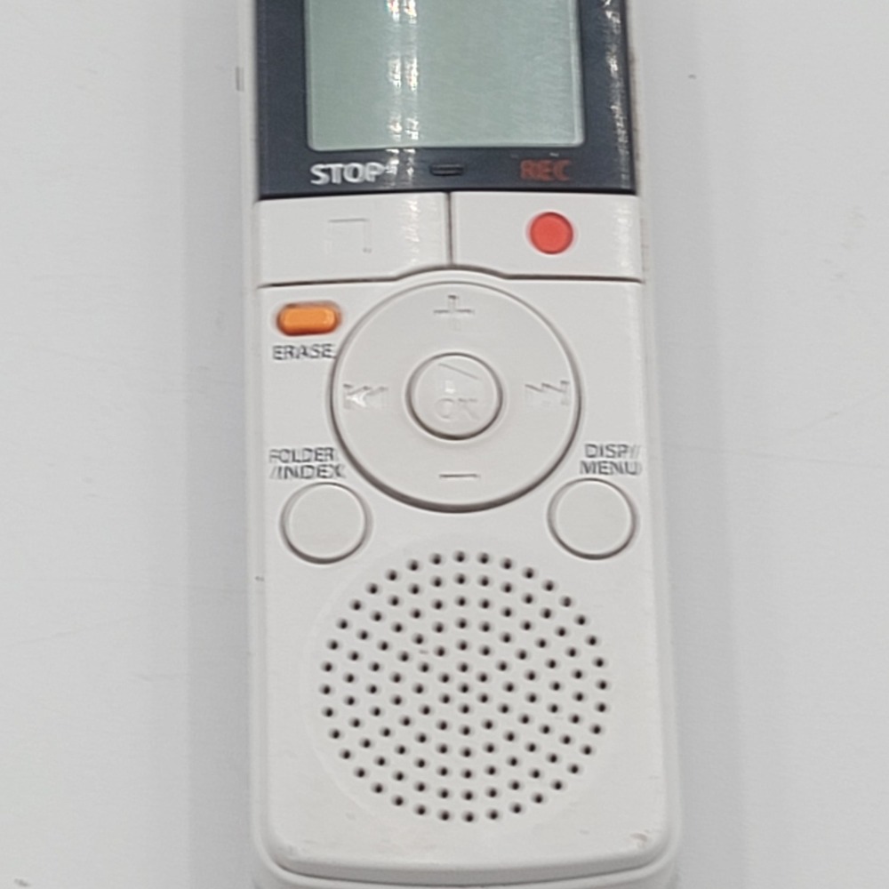 Olympus VN-7100 Digital Voice Recorder Handheld Portable Audio Memo Device White - Picture 6 of 7